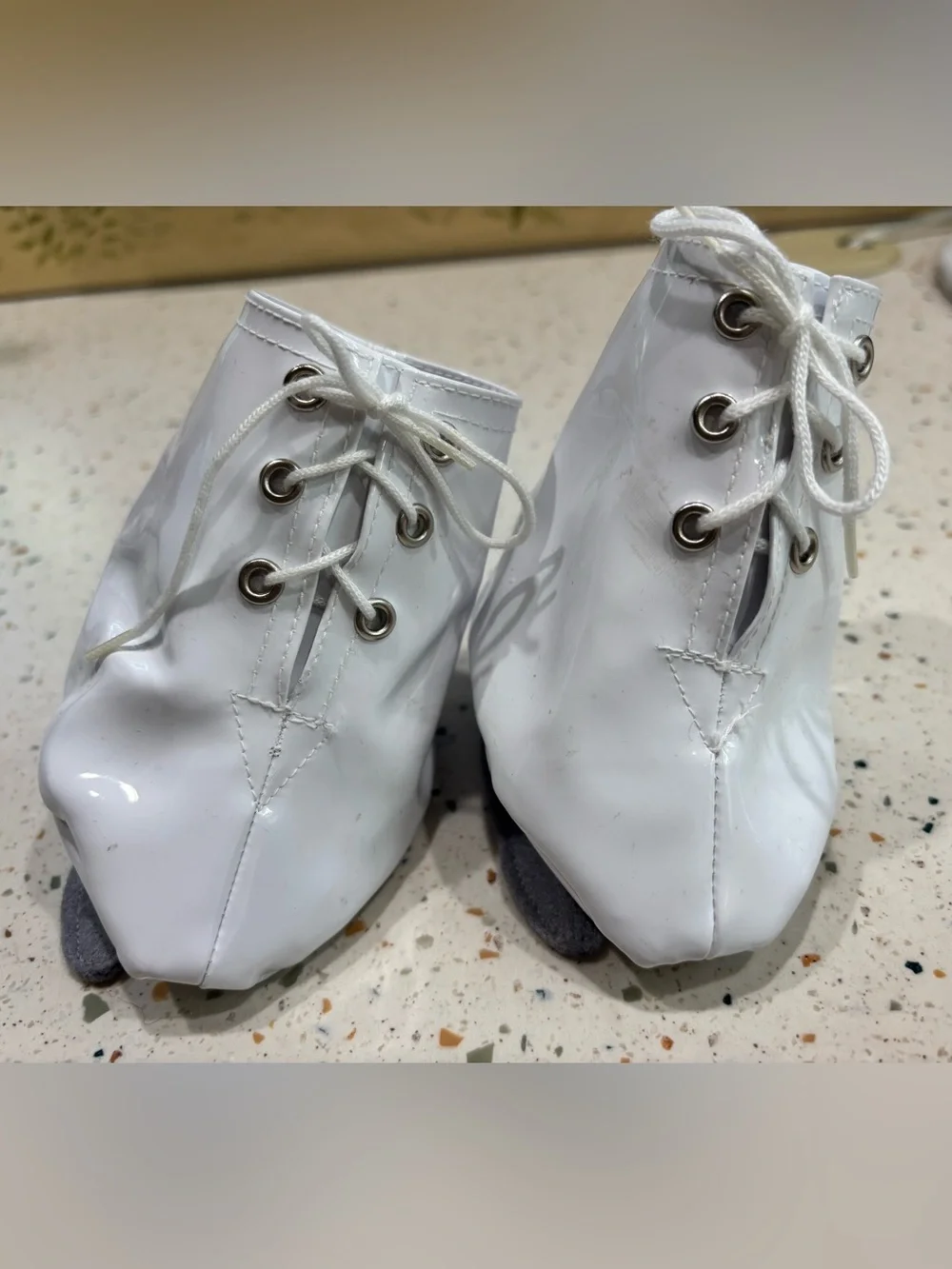 Build-A-Bear White‎ Patent Lace-Up Doll Ice Skates